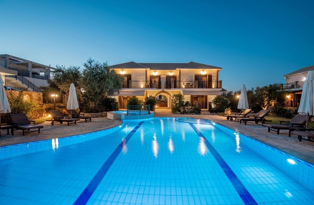 Villa Mimosa - Olive Tree Villas