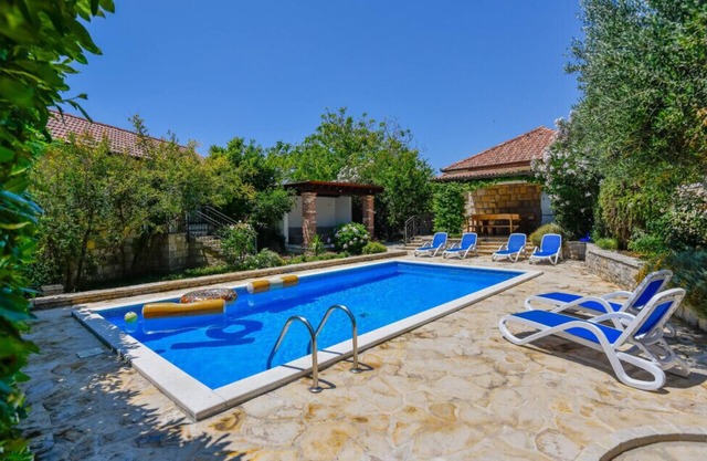 Villa Mint - Split by Villas Guide