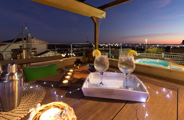 Villa Mirador - Magnífica villa con piscina privada y increíbles vistas al mar