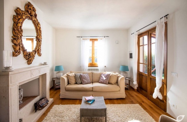Villa Miramare, with private swimming pool, near Versilia's beaches