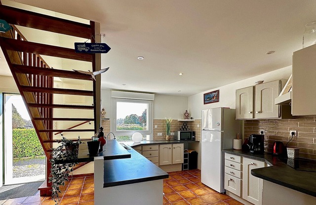 Villa Moëlan-sur-Mer, 4 bedrooms, 9 persons