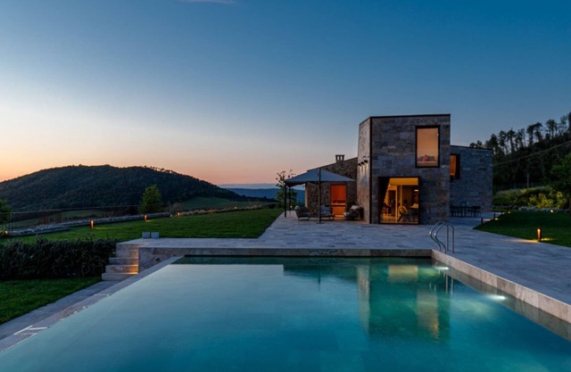 Villa Modern, in Tuscany close to the sea
