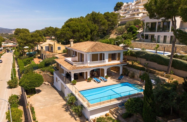 Villa Monsita with pool and panoramic sea views in Nova Santa Ponsa
