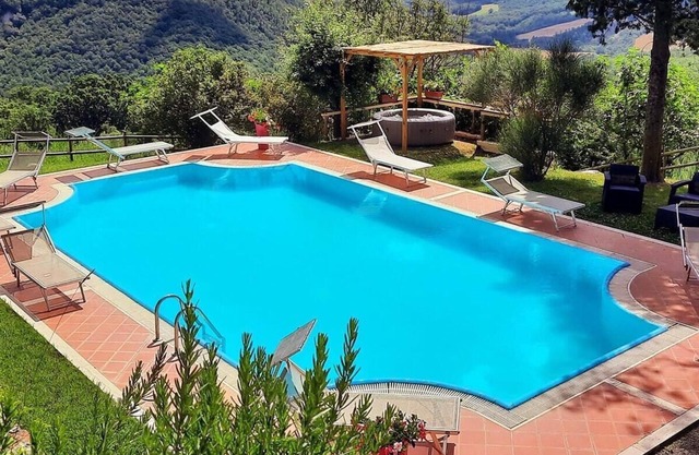 Villa Nicoletta - Large private villa with pool