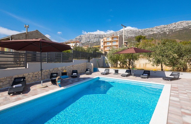 Villa Navigare with Swimming Pool