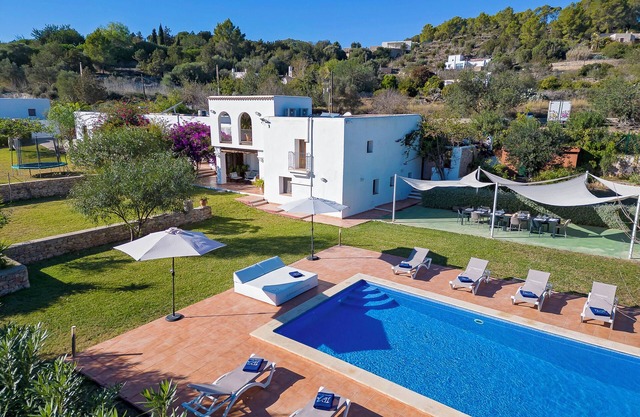 Villa near San Antonio Sleeps 10