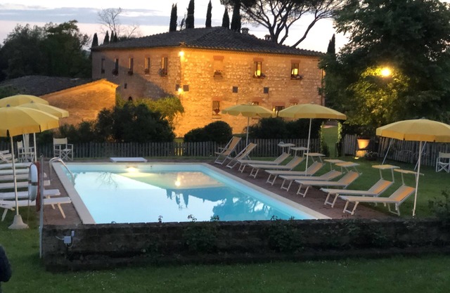 Villa near Siena, 30% off for weeks from Sat to Sat