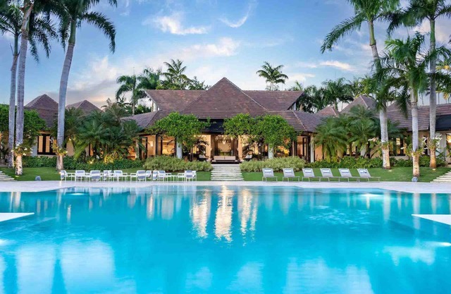 Villa Near Stunning Golf Course