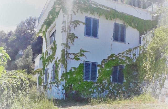 Villa near the sea with panoramic view with garden terrace and barbecue