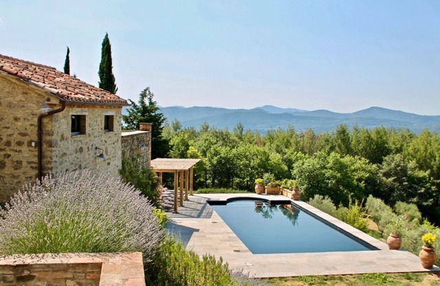 Villa Nebbiosa - Five Bedroom Villa, Sleeps 10