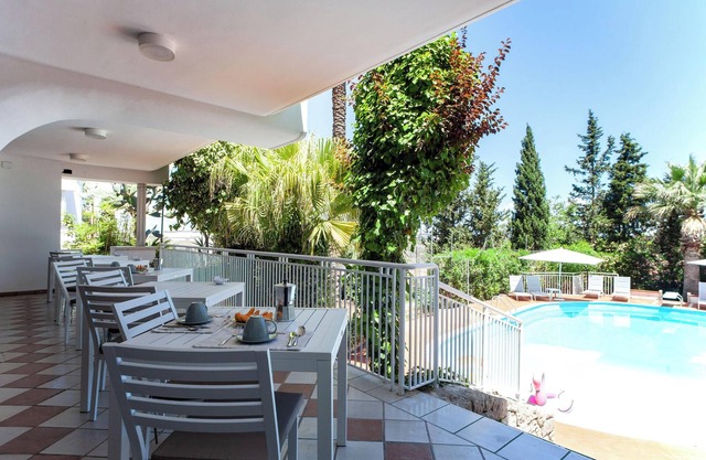 Villa Nice Dream With Pool And Terrace, Neviano, Italy