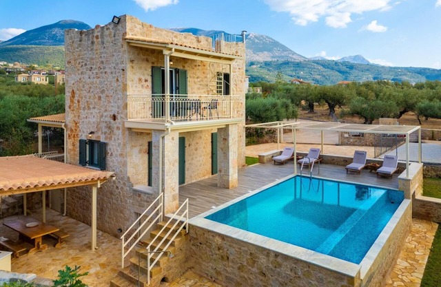 Villa Nora - Two Bedroom Villa, Sleeps 4