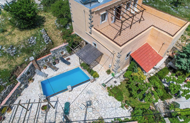 Villa Nostos