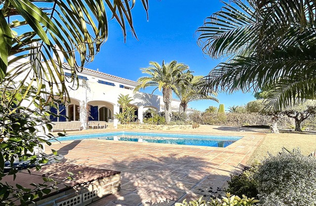 Villa Oceana a grand, remarkably beautiful luxurious villa