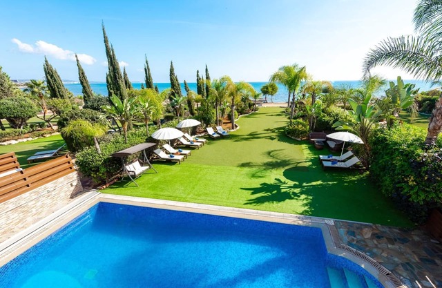 Villa Oceanus H2 by Ezoria Villas