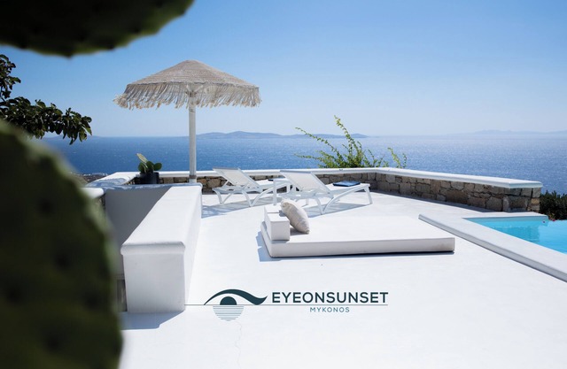 Villa OF Unmatched Beauty Surrounded BY THE Sea, THE SUN AND THE Sunset