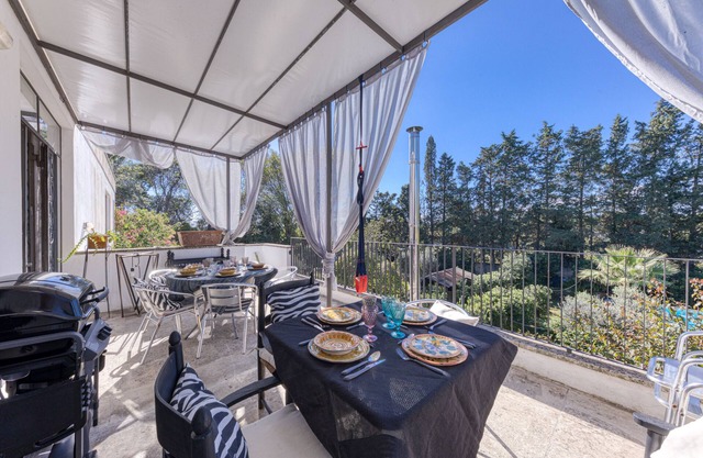 Villa 'Olivia Pool Tennis Spa Cielo' with Wi-Fi