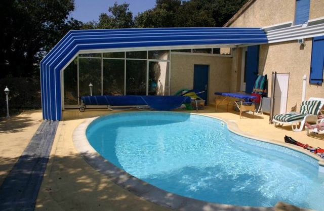 villa on 10ares in a quiet area with swimming pool, all comfort
