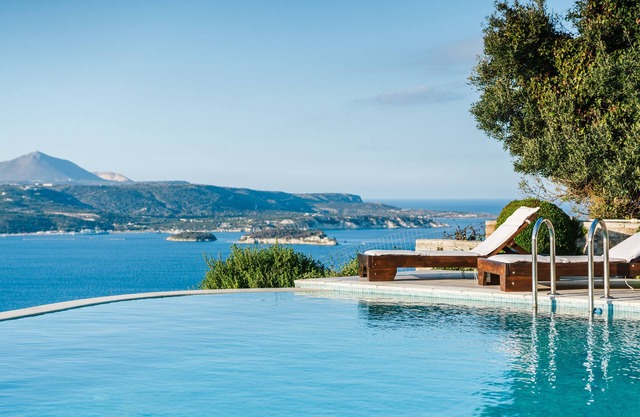 Villa Oniro | Private villa with private pool !