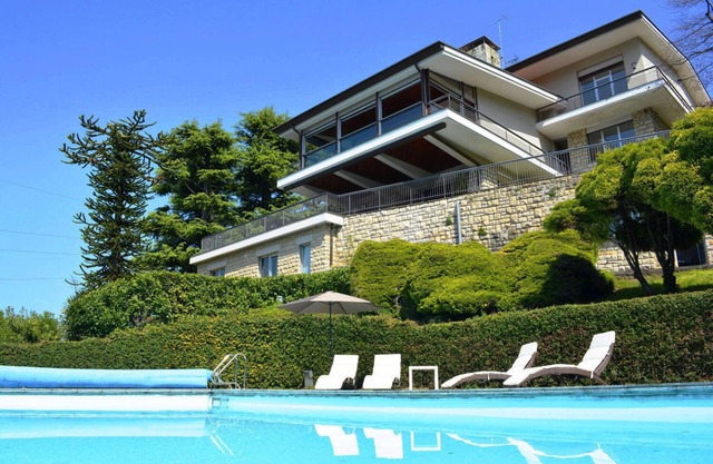 Villa Ornella - Luxury Mansion (12 people version)