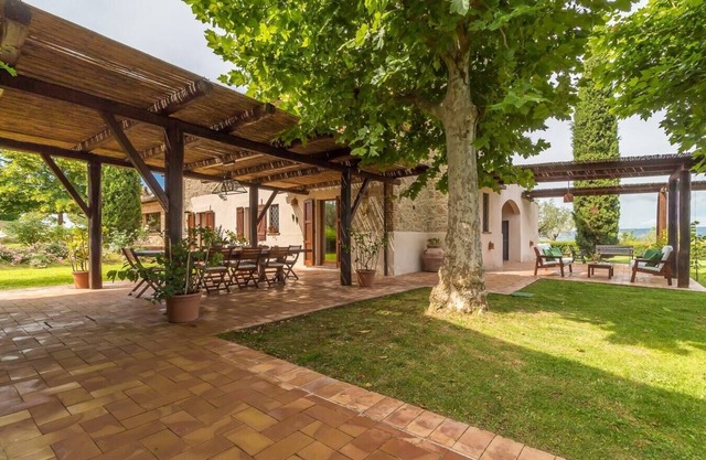 Villa Orvieto - private villa with tennis and pool