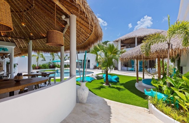 villa PALAPA samui 16 people and more