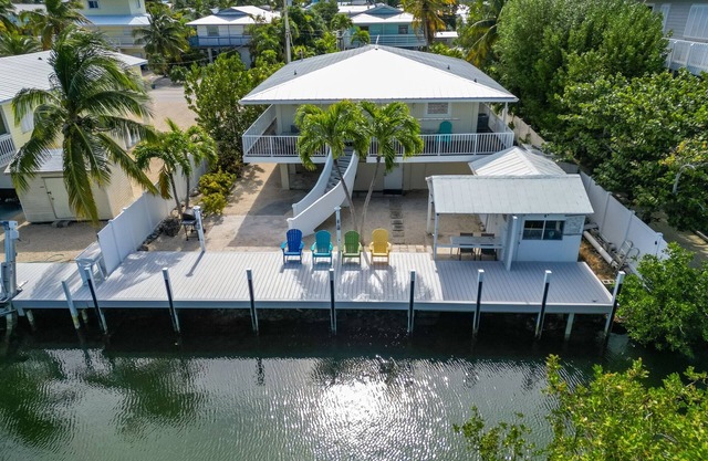 Villa Paradise | 4 bed/2 bath canalfront home on Ramrod Key