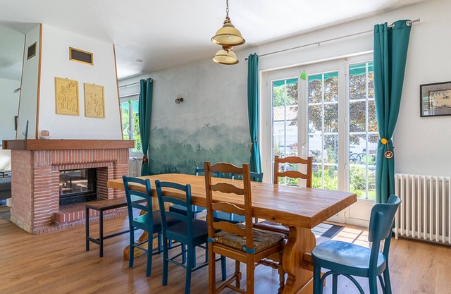 Villa Parentis-en-Born, 4 bedrooms, 9 persons