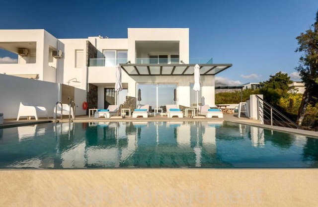 Villa Pelagia Seafront Villa Pelagia Superb New Listing2021