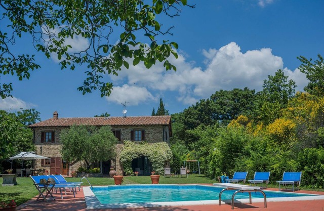 Villa Petroia 8 - Four Bedroom Villa, Sleeps 8