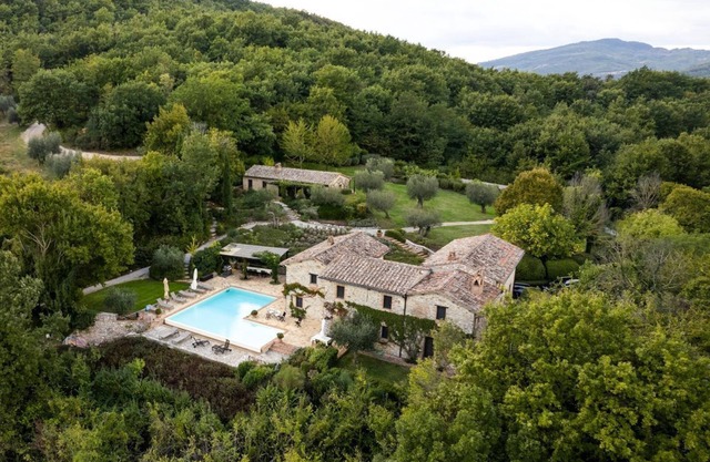 Villa Petroia - Six Bedroom Villa, Sleeps 12