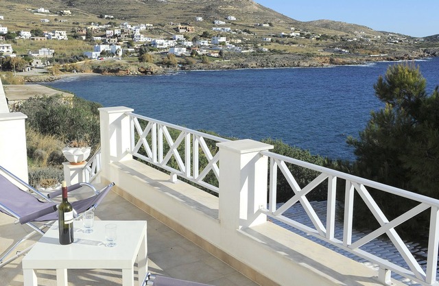 VILLA PETROS SYROS CYKLADES GREECE