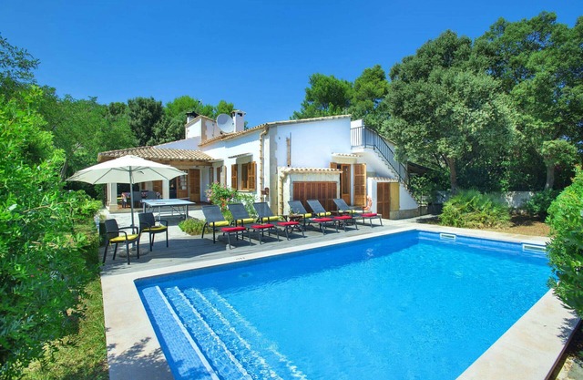 Villa Pi Tort, 4 bedroom villa, with private pool and BBQ, Cala San Vicente