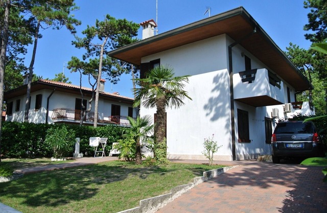 VILLA PINEA 35 WITH PRIVATE GARDEN