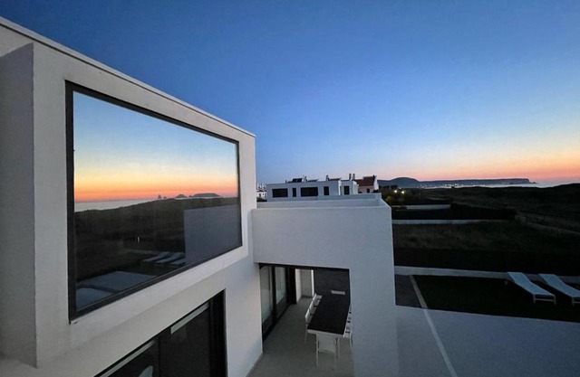 VILLA PINELL