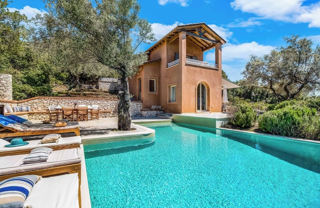 Villa Pisti - Private pool, WI-FI & A/C plus beautiful sea views