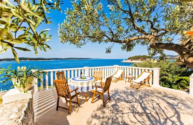 Villa Porthos