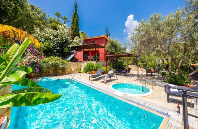 Villa Poseidonia - Three Bedroom Villa, Sleeps 6