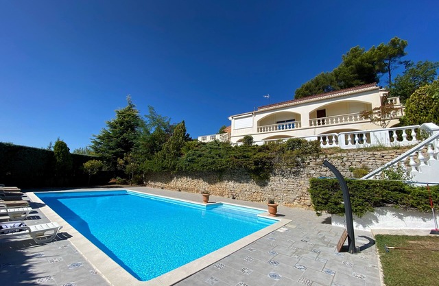Villa Prestige Tennis, Pool & Spa, Sainte-Baume