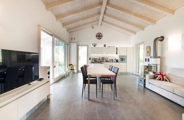 Villa Previa - Villa singola,giardino,vista lago