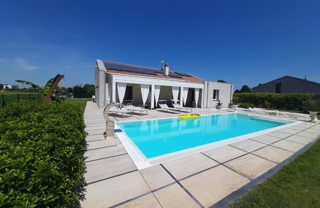Villa Private Pool Luxury G&P Hot Tub