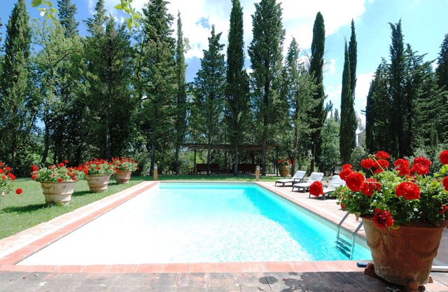 Villa - PrivatePool, Fenced Garden 6000m², 3rooms 8-people, Chianti-Wine-Relax