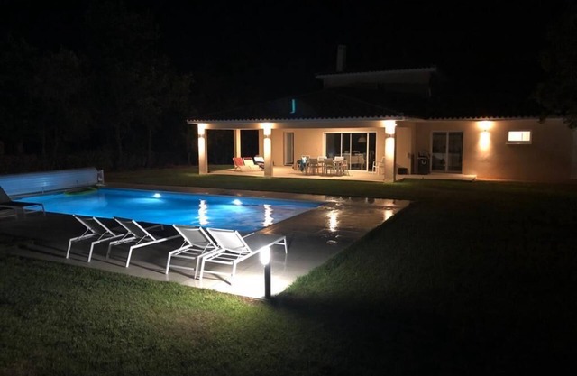 Villa Régusse 6 Pers