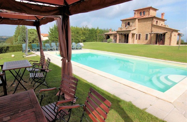 Villa Ranciano by MMega