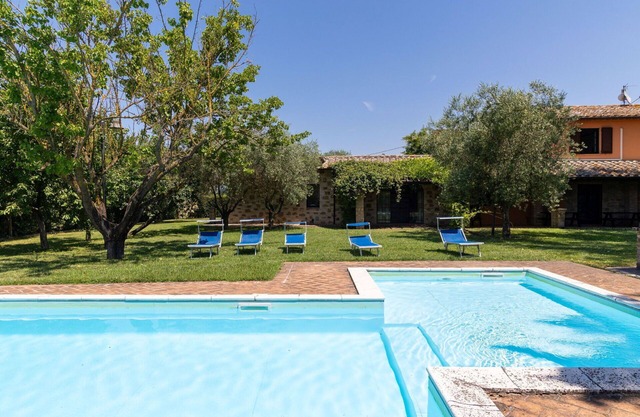 Villa Reale - Holiday Villa Rental with swimming pool in Assisi, Umbria