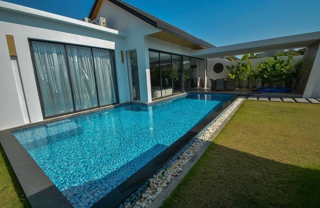 VILLA RED KISS 2 3 BDR WITH OPTIONAL JACUZZI