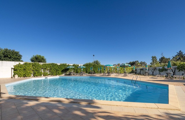 Villa 'Residenza Terra Serena' with Shared Pool, Wi-Fi and Air Conditioning