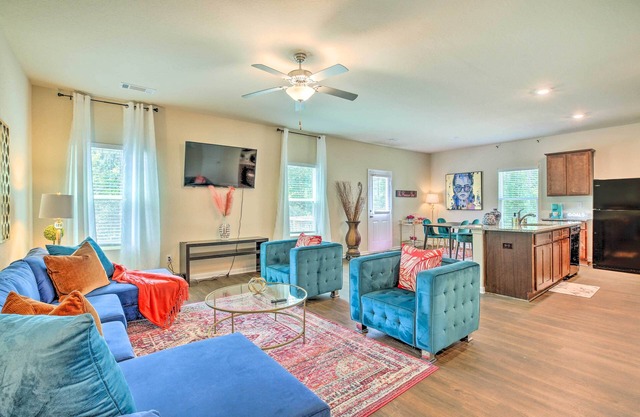 Villa Rica Retreat w/ Deck ~ 33 Mi to Atlanta