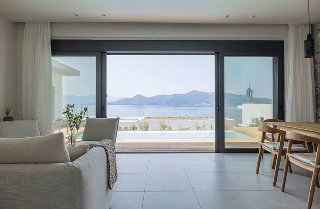 Villa Rika. 3bed villa, private pool, near the sea
