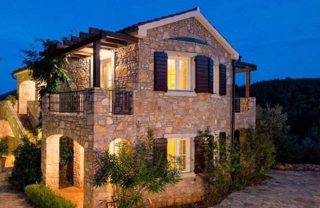 Villa ROSA - Beautiful Mediterranean apartment Oliva with sea view and pool